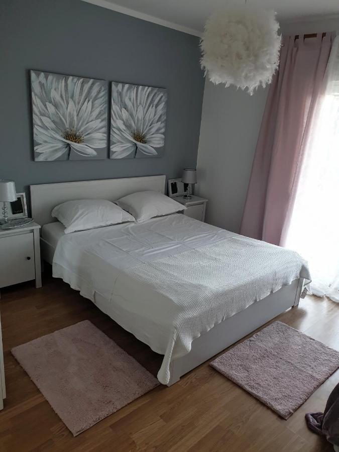 Apartments Mare Banjol Екстериор снимка